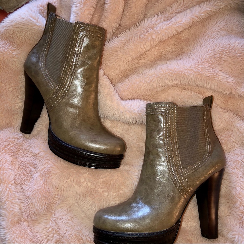 BCBGeneration “Prestys” platform heeled boots